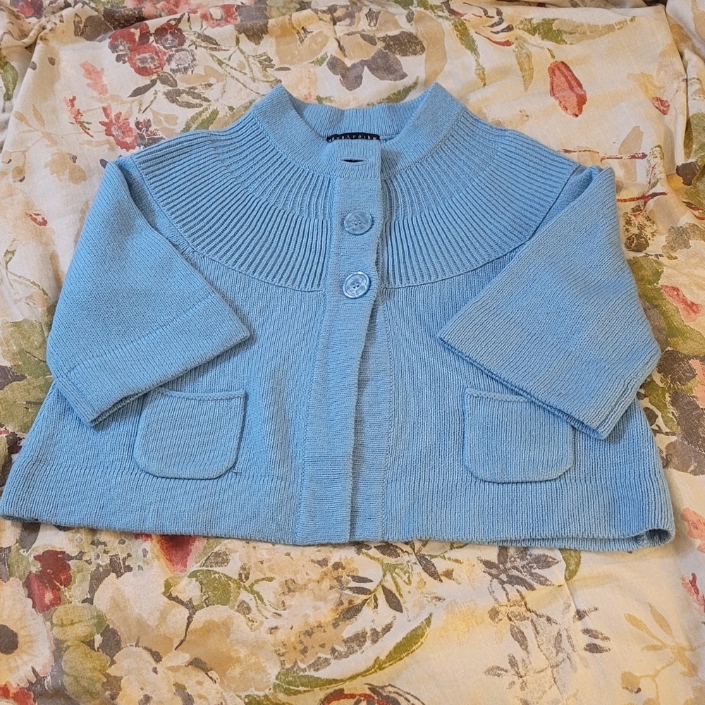 Short Turqoise Knit Sweater